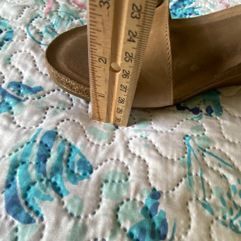 Taos Carousel Tan Wedges - Picture 16 of 16